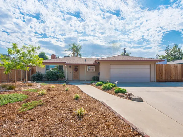 1724 S Johnson St, Visalia, CA 93277