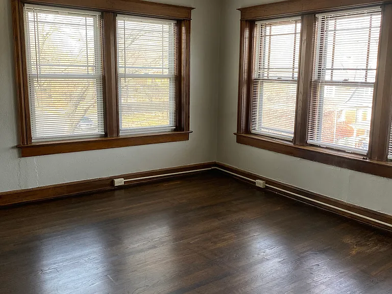 3634 Forest Ave #3N — Photo 4