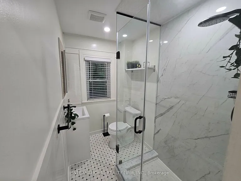 793 Dufferin St #UPPER — Photo 5