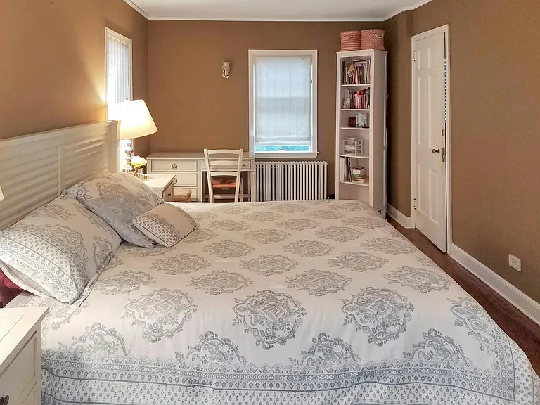 1864 Palmer Ave — Photo 17