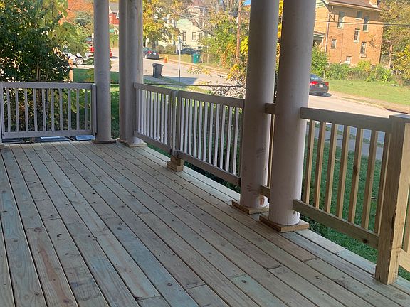 2nd image of 287 McCormick Pl #3