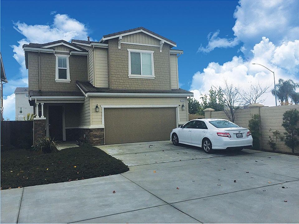 1st image of 17055 Pistache Dr