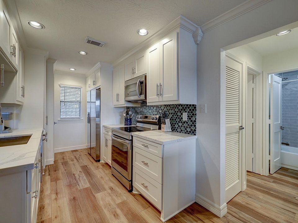 1st image of 3900 Aspen Dr APT A207