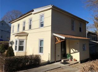 18 Arnold St, Norwich, CT 06360