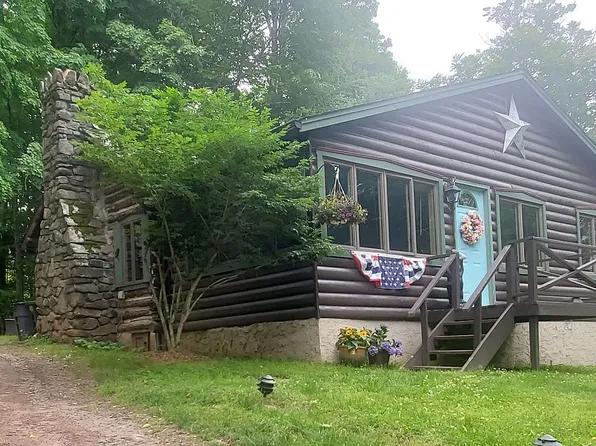 9 Rhododendron Rd, White Lake, NY 12786