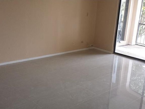 2nd image of 3760 Inverrary Dr APT 2H