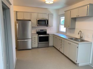 3640 SE Hawthorne Blvd APT 8, Portland, OR 97214