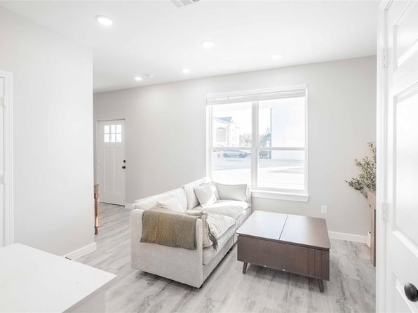 2101 Reinke Rd #2106