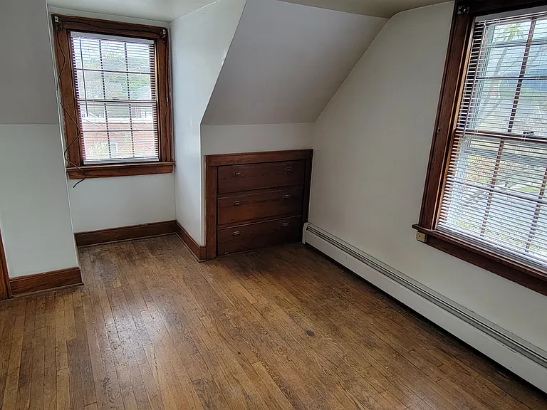117 S Monroe Ave — Photo 20