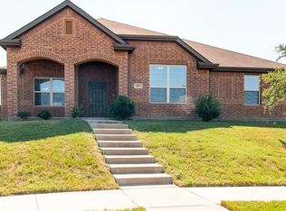 1677 Cimarron St, Lancaster, TX 75146