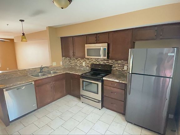 2nd image of 1604 Railton Ct