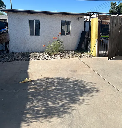 11218 W Mohave St Photo 1