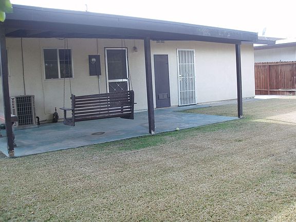 4th image of 81078 Helen Ave