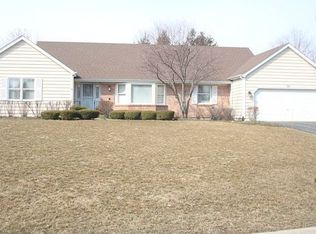 710 Fairway View Dr, Algonquin, IL