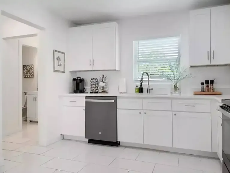 2539 Trinidad St — Photo 13