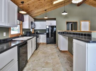 3714 Hemlock Ln, Eagle River, WI 54521