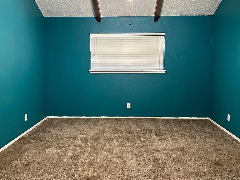 4607 Garden Ln — Photo 14