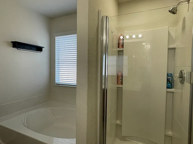 3738 Gallery Wls — Photo 29