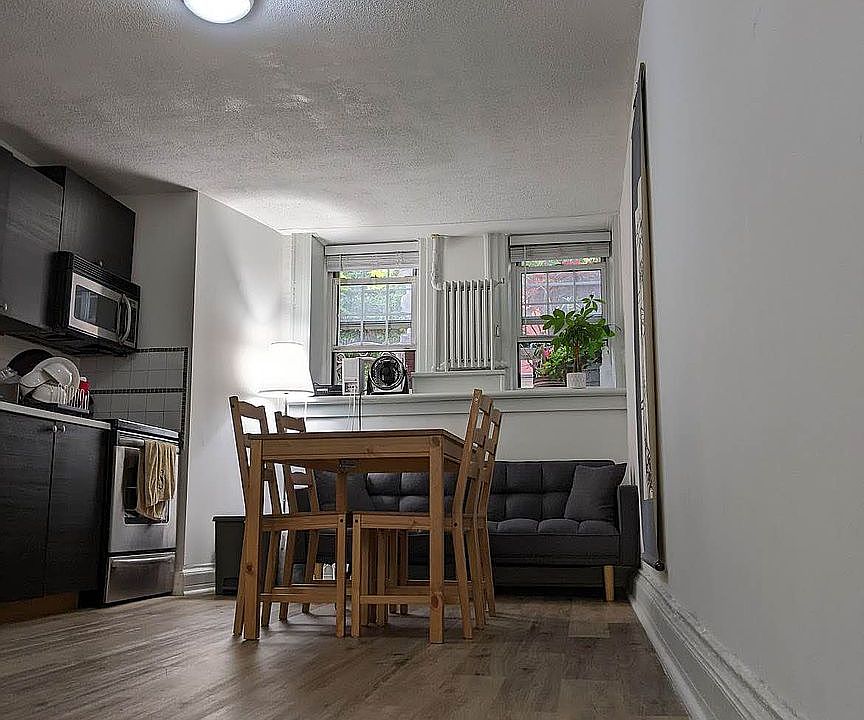 1st image of 3041 43rd St