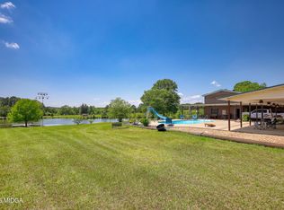 947 Bellhouse Rd, Macon, GA 31217