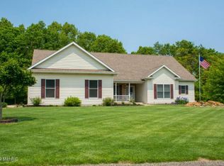 1275 Larkspur Trl, Niles, MI 49120