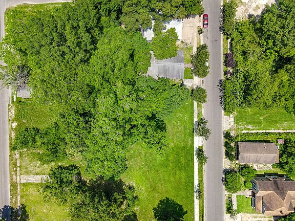 3rd image of 714 Mobile St