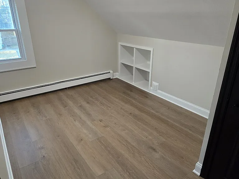 175 Reitter St — Photo 14