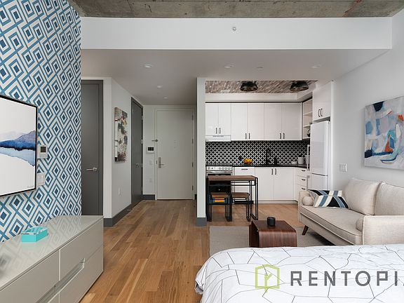 3rd image of 340 Evergreen Ave #249