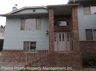 17598 Bennett Rd, Mount Vernon, WA 98273