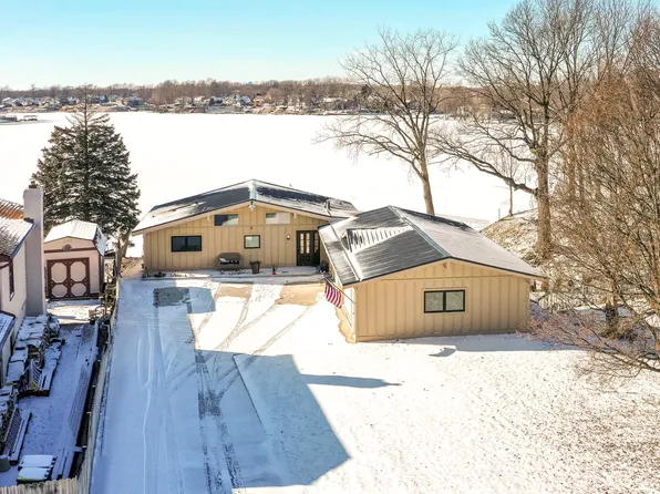 1040 Shoreline Dr, Cicero, IN 46034