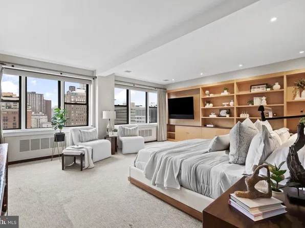 220 W Rittenhouse Sq APT 18A, Philadelphia, PA 19103