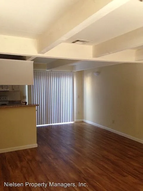 2620 Q St APT 02 photo 1