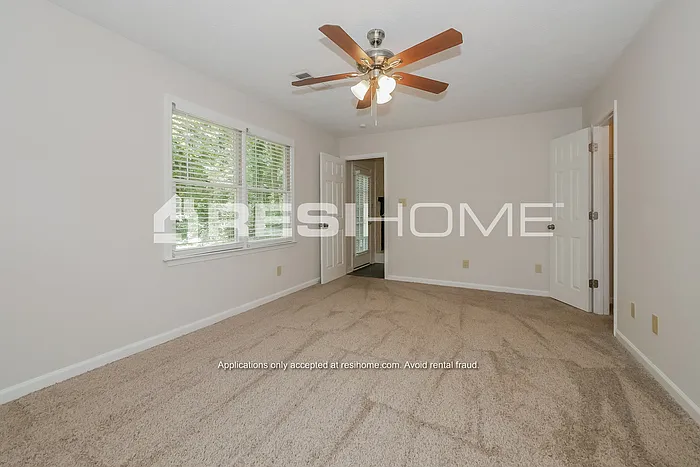 10 Homeport Dr — Photo 9