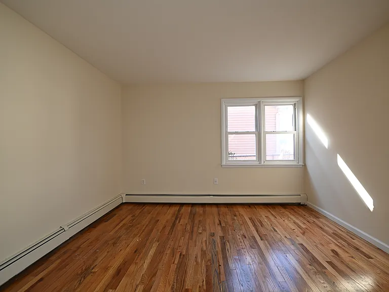 55 Goodall St #1 — Photo 2