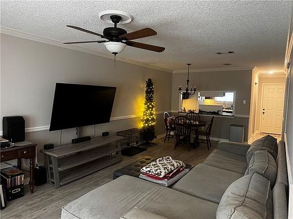 5th image of 319 Ormond Meadows Dr APT B
