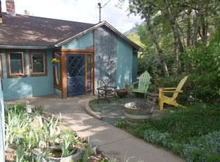 1826 Ridgeway Ave, Colorado Springs, CO 80906