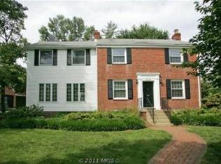 2414 N Powhatan St, Arlington, VA 22207