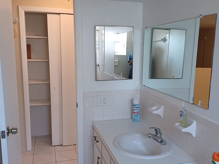 6437 Limerick Ave — Photo 17