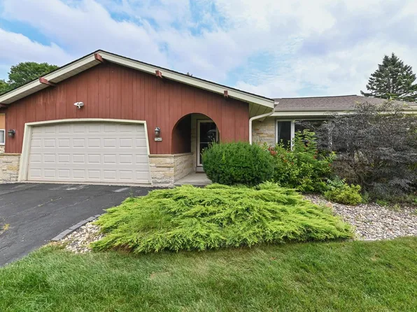 7240 North Wayside DRIVE, Glendale, WI 53209