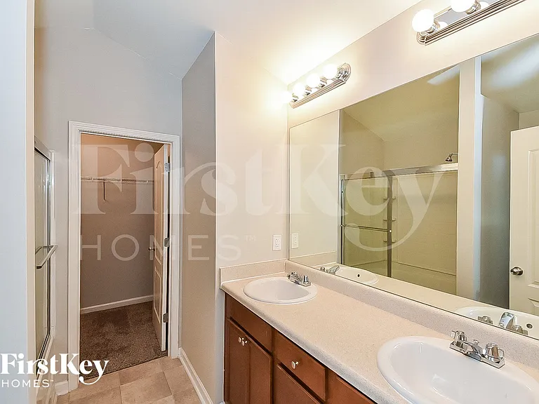 166 Hill Side Way — Photo 8
