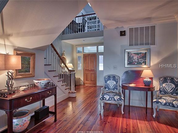 4th image of 2 Savannah Trl