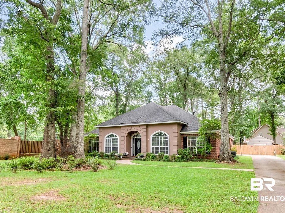 1st image of 3511 Arlington Oaks Dr
