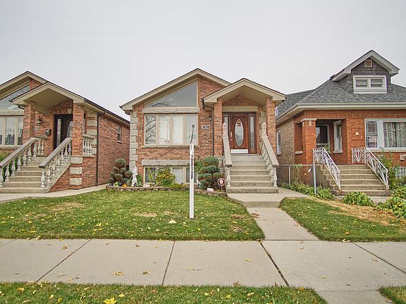 2nd image of 3131 N Newcastle Ave
