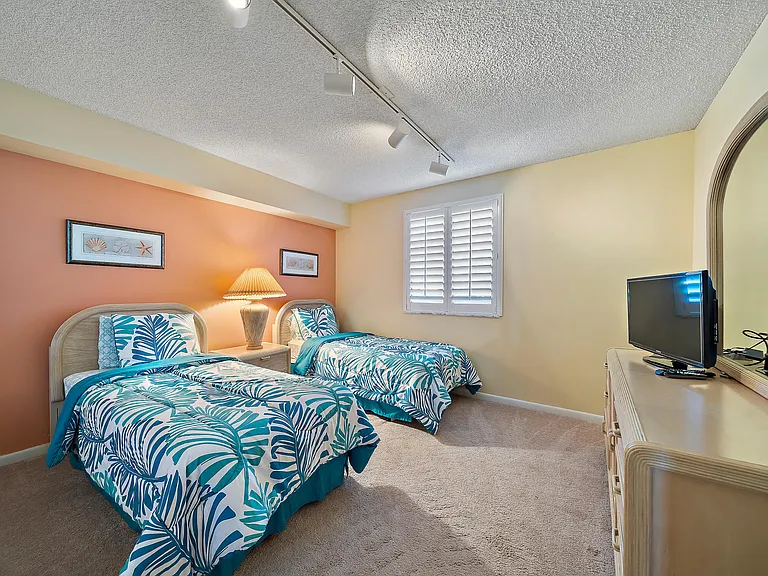 2601 Marina Isle Way #402 — Photo 38