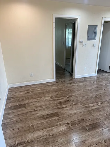 1412 W Florence Ave #1414-1/4 Photo 1