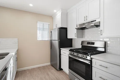 251 S 16th St Photo 1 251 S 16th St Photo 1