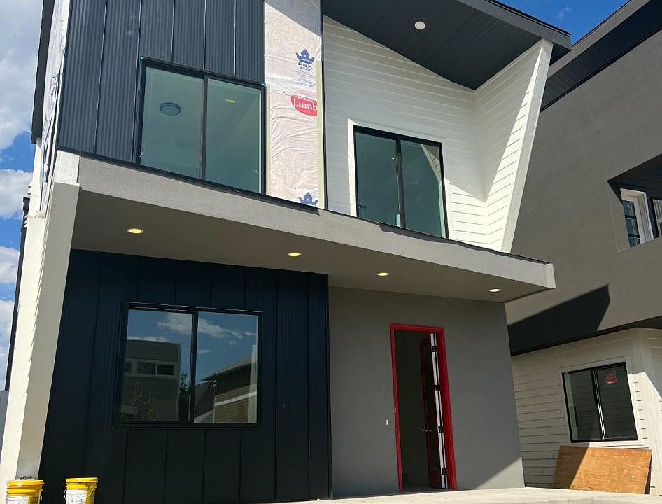 1st image of 338 Osiander St