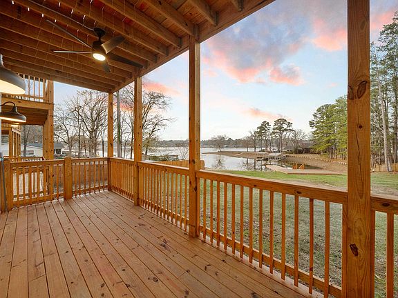3rd image of 539 Northshore Dr