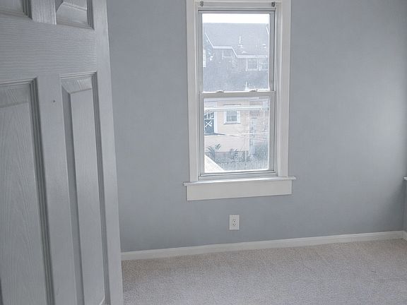 5th image of 509 Orchard Ave