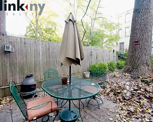 Rented by Link NY Realty | media 17